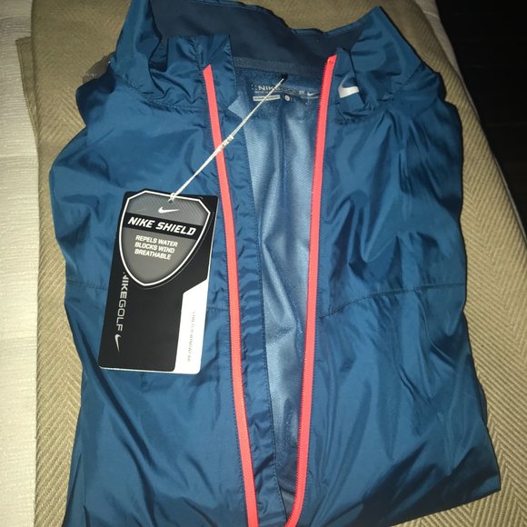 Nike Golf "Windwear" - NWT! .  Never worn. - Picture 2 of 3